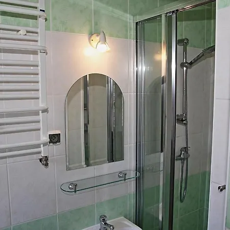 Homestay Roksana